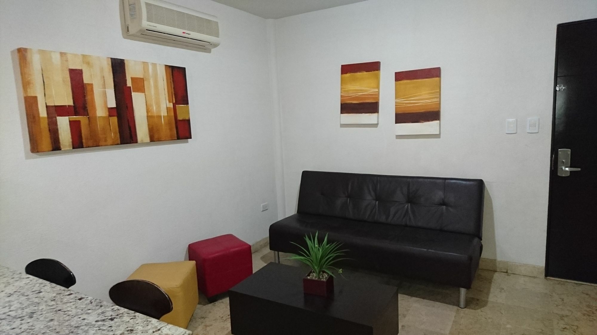 Culiacán Homesuites Rotarismo מראה חיצוני תמונה